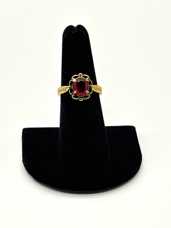 Jewelry - Gold Red Oval Gemstone Filigree Ring Size 7 Women Jewelry